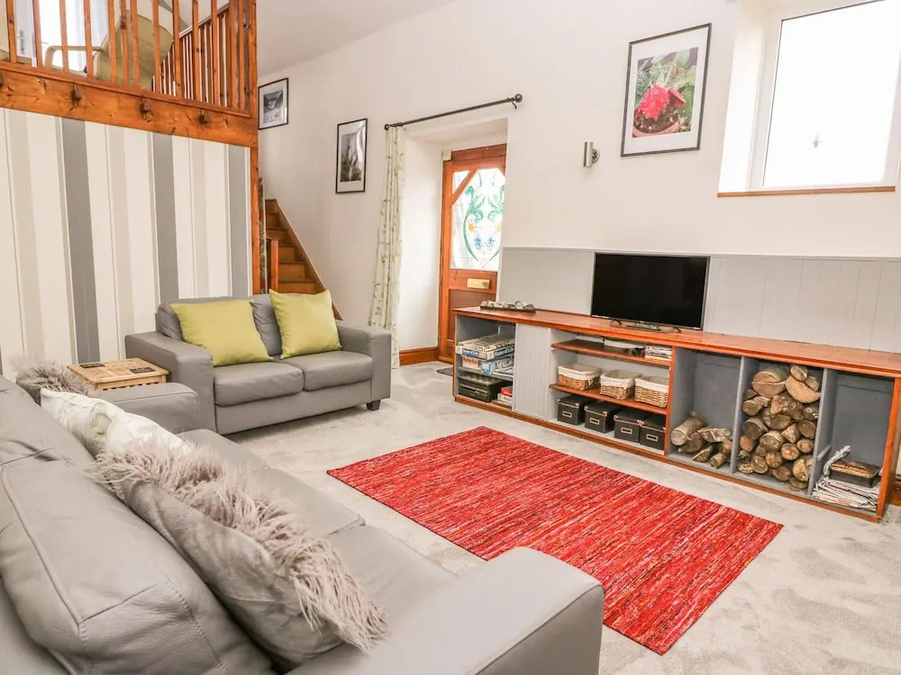 Horseshoe Cottage