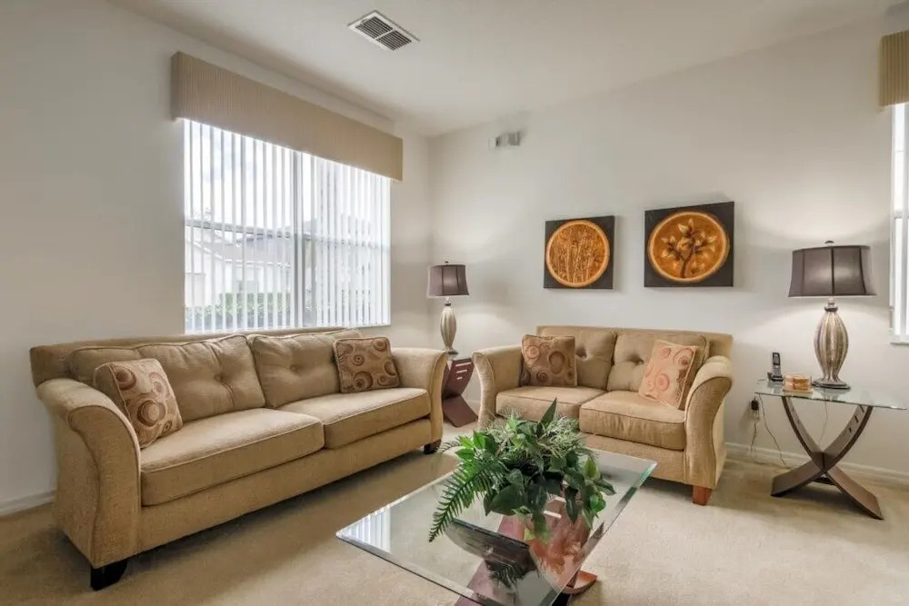 Beautiful Legacy Park 5 Bedroom Home