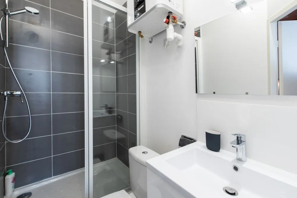 Renting Lyon Pirard