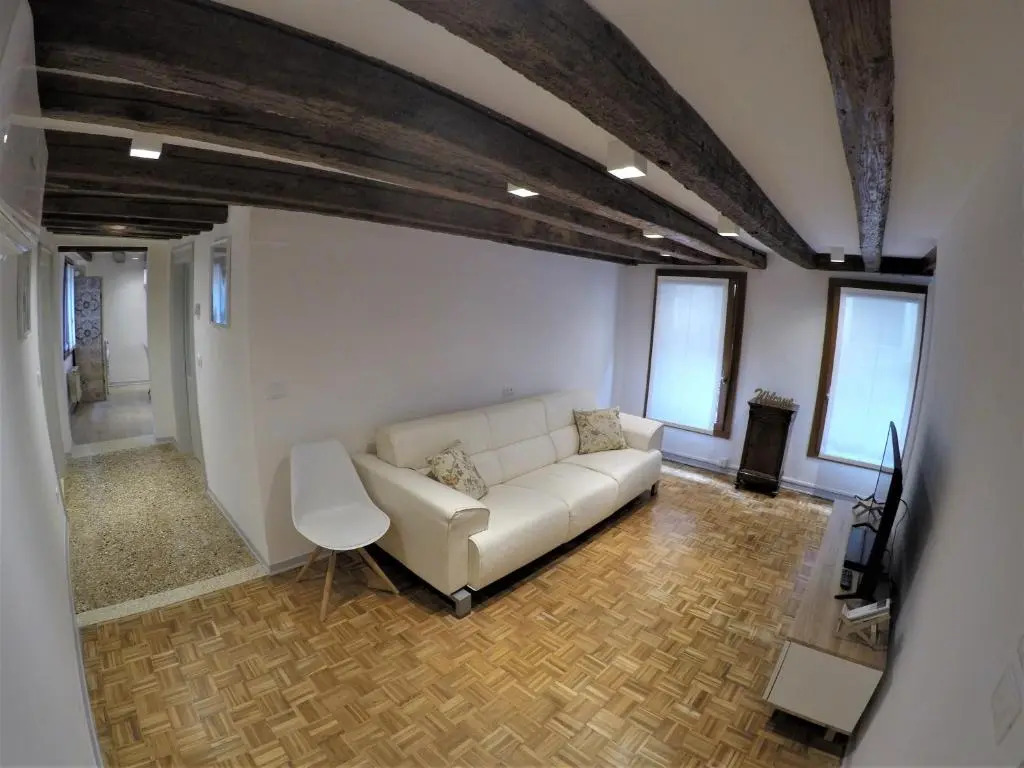 Goodwind Venice Apartments