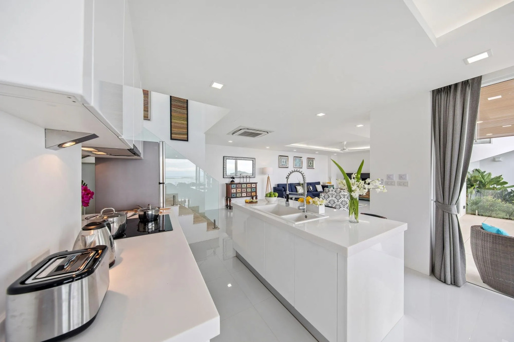 Villa Lily with Great Sea View