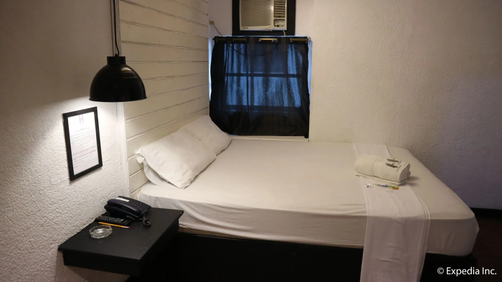 Hayvenhurst Hotel
