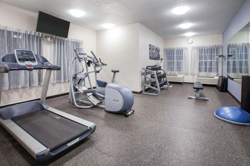 Wingate by Wyndham Roseville/Detroit