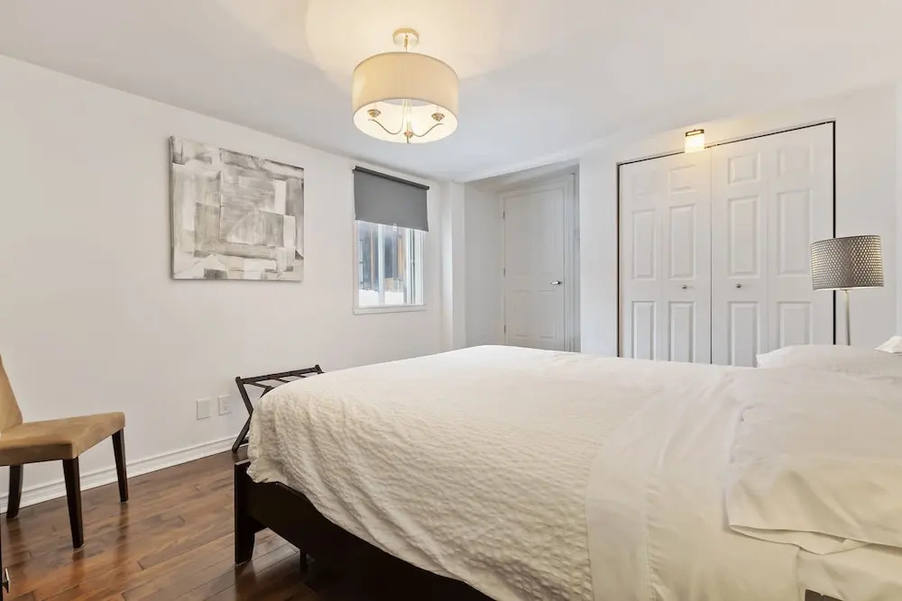 BnbEra - The Rock Apartment