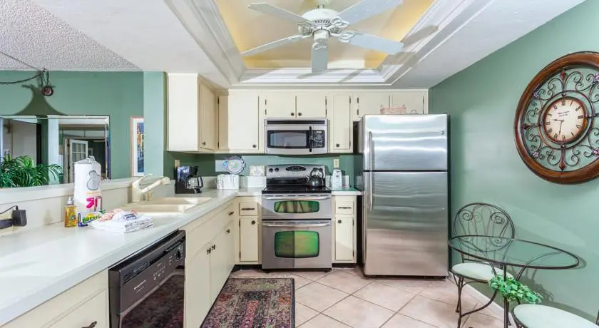 Sandarac B610 by Vacation Rental Pros