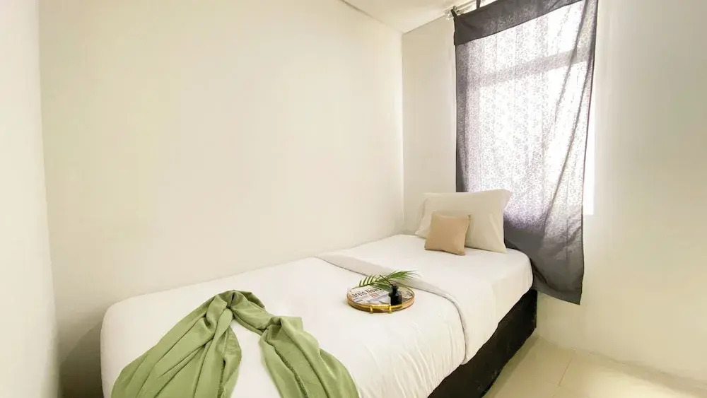 Simply Look 2Br Apartment At Vittoria Residence