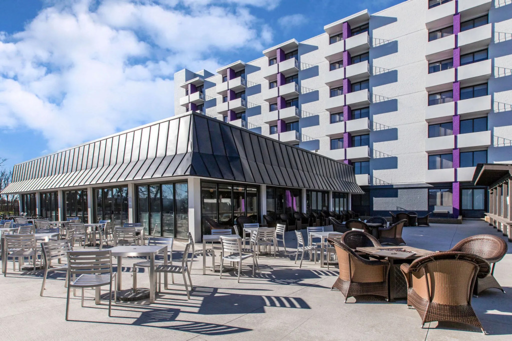 Radisson Hotel Grand Rapids Riverfront