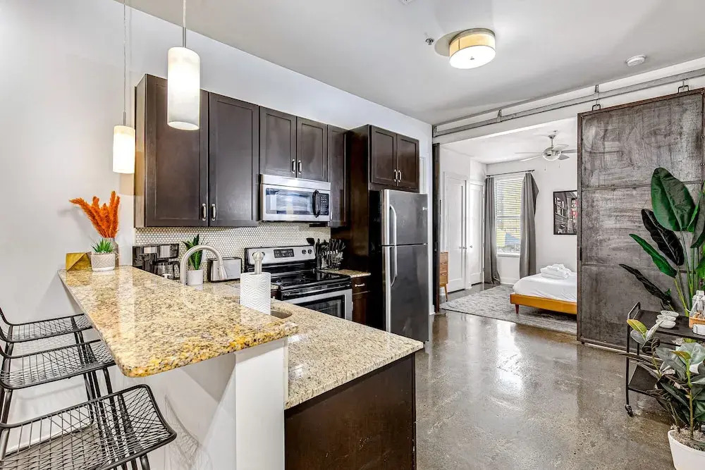 Lofts On 30Th Ave