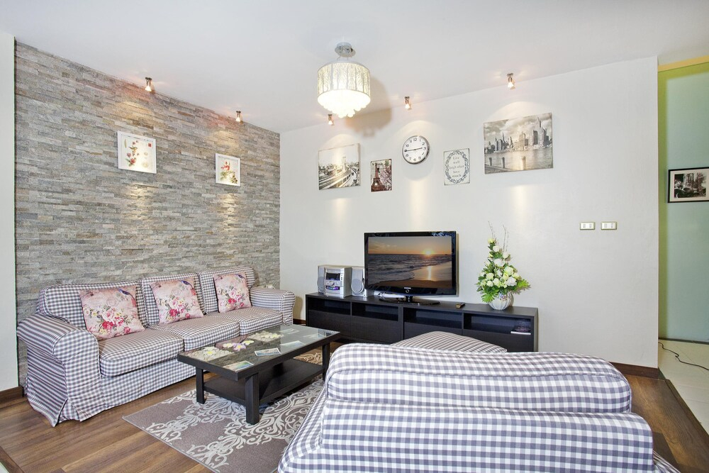 Villa Enigma