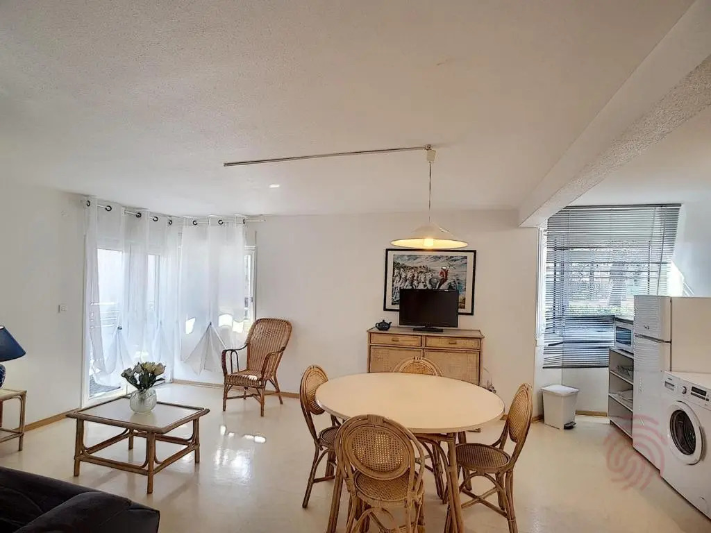 Appartement Lamalou-les-Bains, 2 pièces, 4 personnes - FR-1-451-23