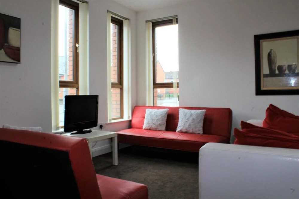 7 Lord Street Apartment