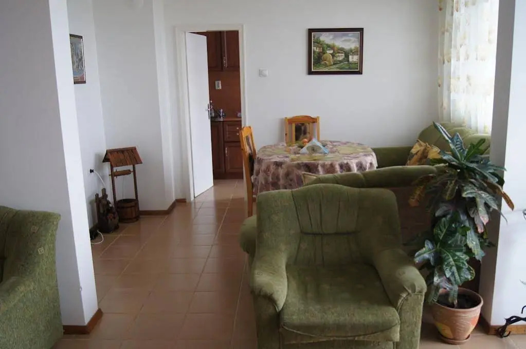 Sea Siren Apartment