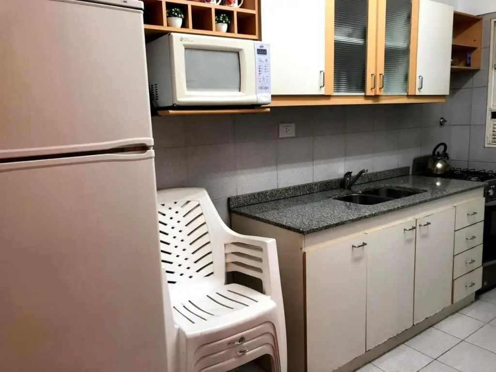 Alquilo por DIA SEMANA Y MES departamento en Palermo Rural Juncal y Oro 2-4 personas Piscina Cochera Wifi Gim Sauna Laundry SE SOLICITA SEÑA AL HUESPED Y su NUMERO DE CONTACTO