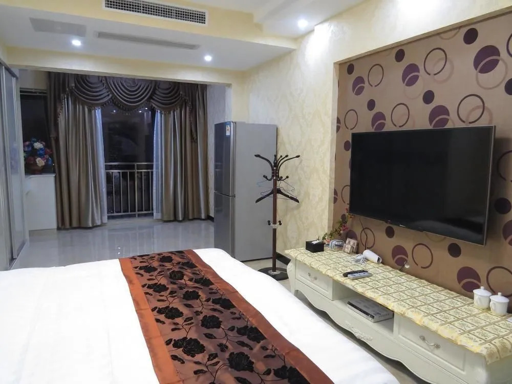River Bank Courtyard Theme Apartment- Chongqing