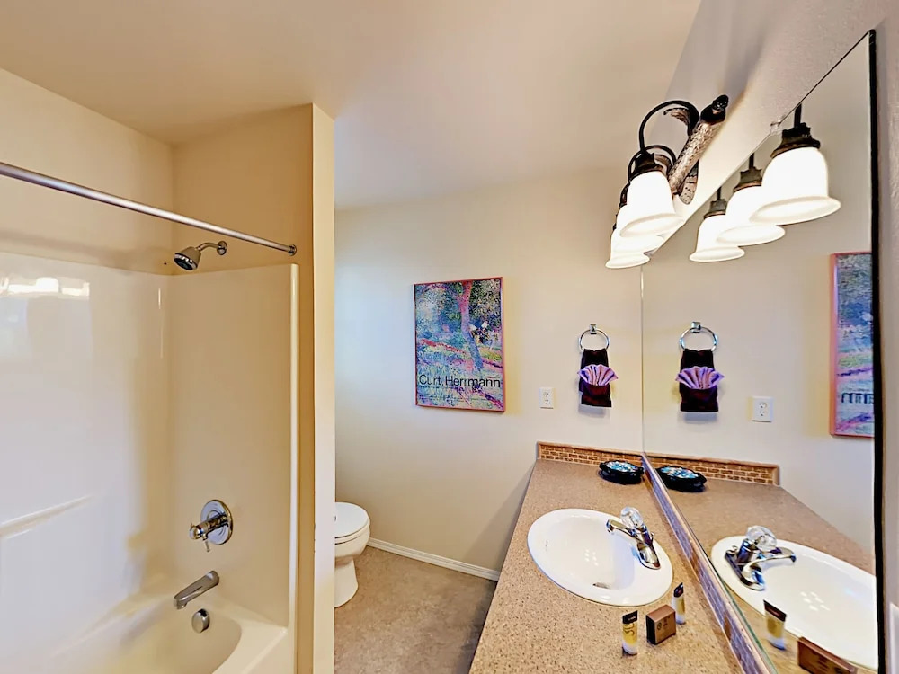 416 17th Avenue Home 4 Bedrooms 2.5 Bathrooms Home