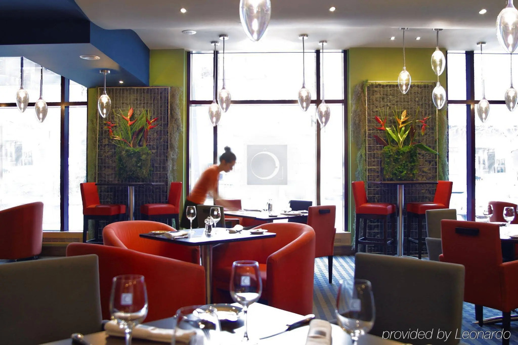 Novotel Montreal Center