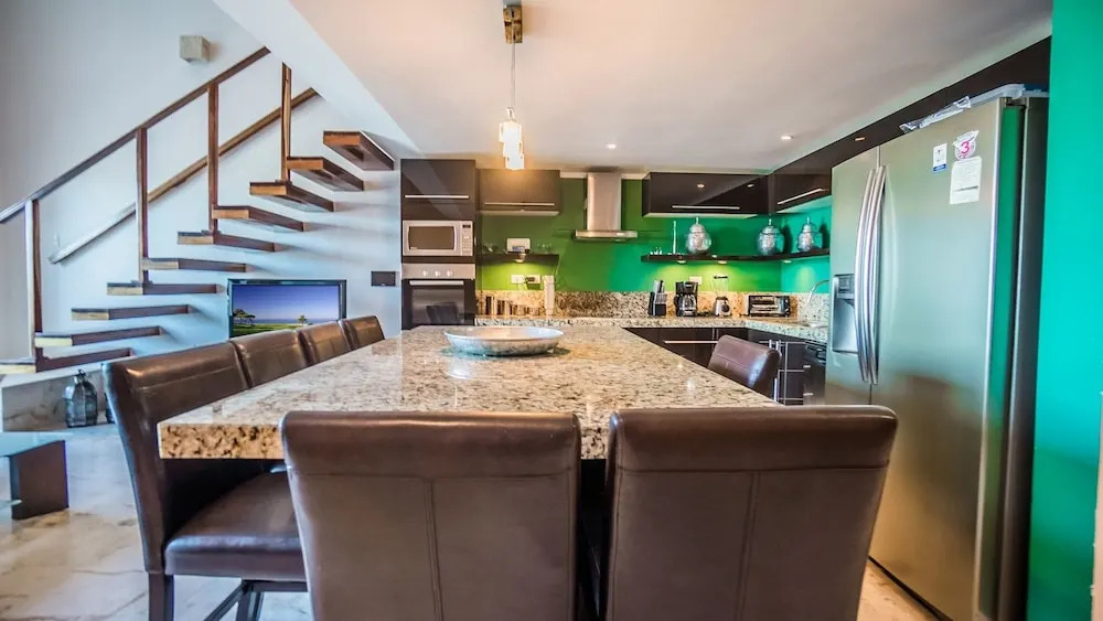 Las Brisas 401 3 Bedroom Condo by RedAwning