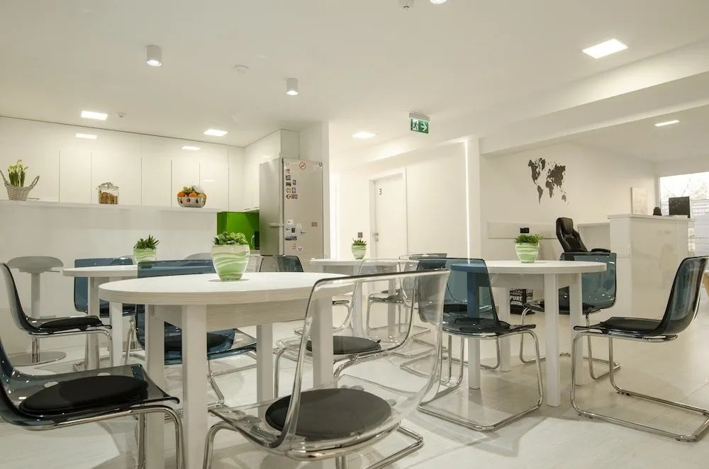 Hostel Green
