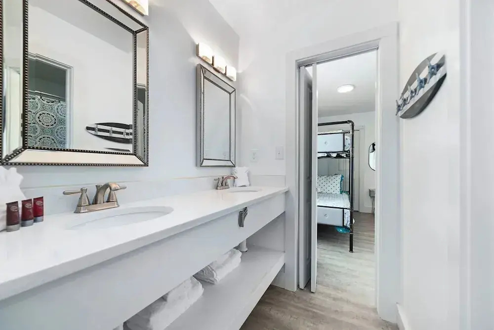 Pipedreams 333 8 Bedroom Home