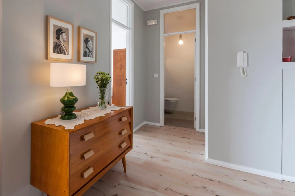 Spacious and Bright City Ap II