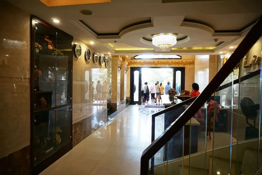 Lychee Hotel