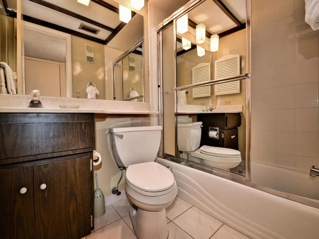 440 West 902N Waterfront 2 Bedroom 2 Bathroom at 440 West 23127