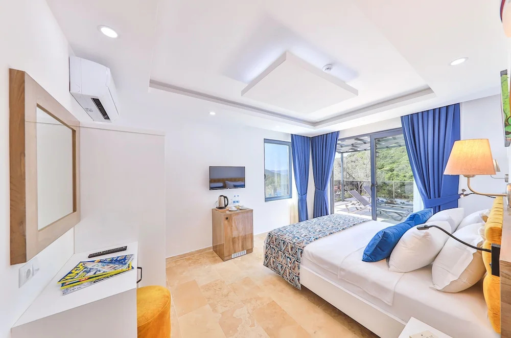 Villa Kas Bohem - Sleeps 12 - Close to Town and Beach