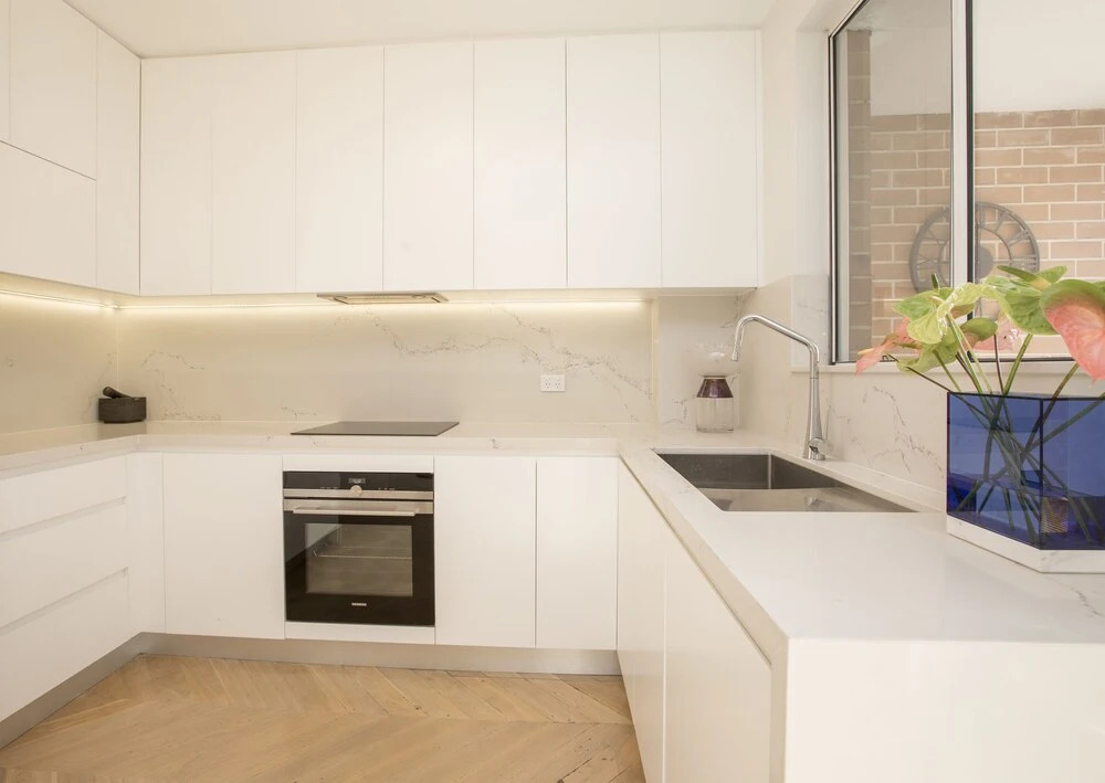 2 Bed Sydney Executive Apt Close To City