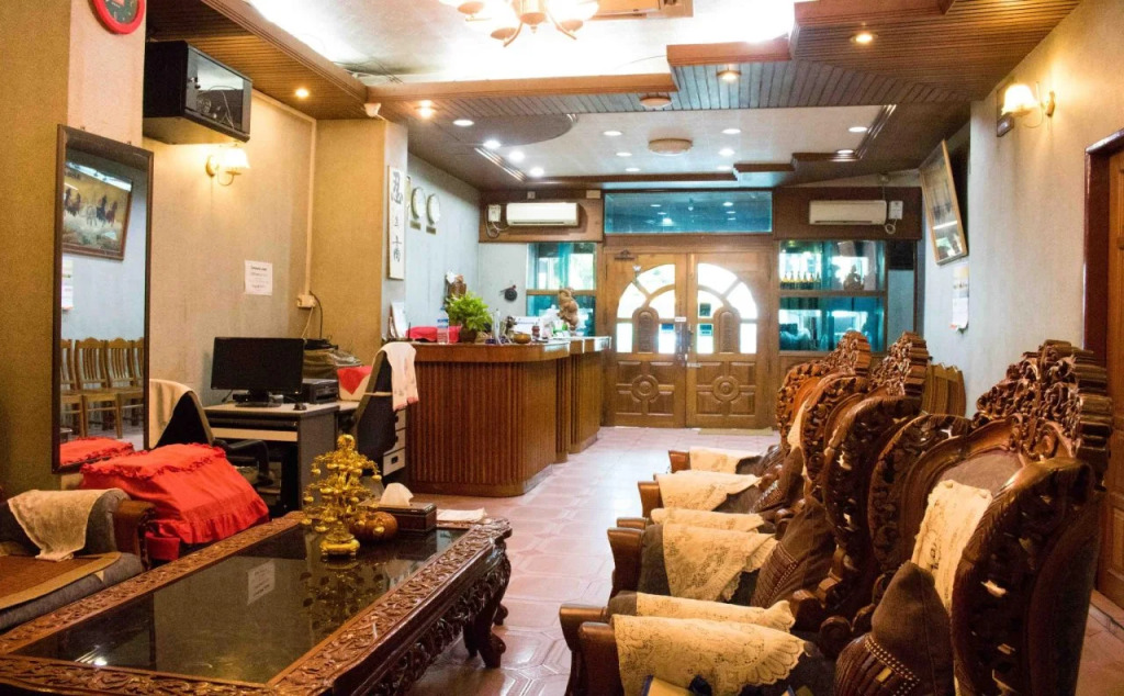 May Shan Hotel