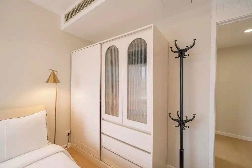 Tyms 3BR Duplex APT Xujiahui Shanghai