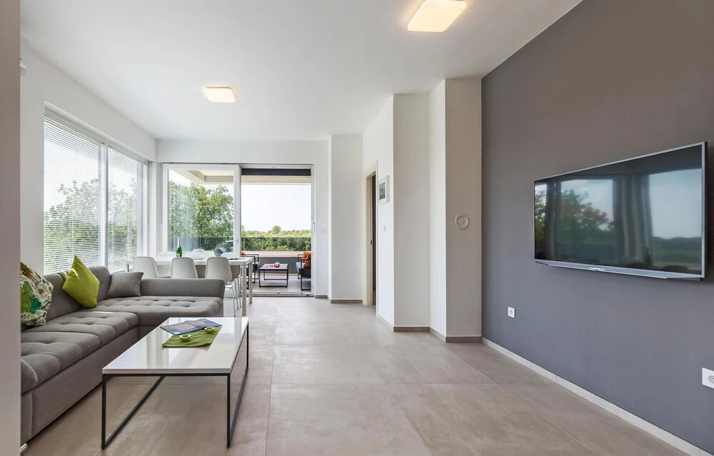 Amazing Apartment in Stinjan With 2 Bedrooms and Wifi