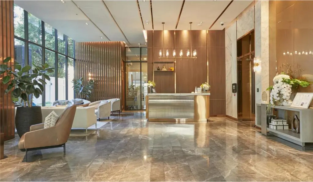 Luxury Apartment Queen Sirikit Asok Termianl 21