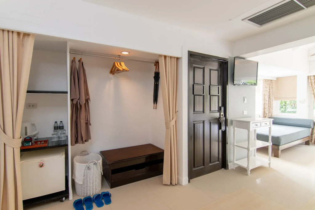 Thavorn Beach Village Resort & Spa Phuket