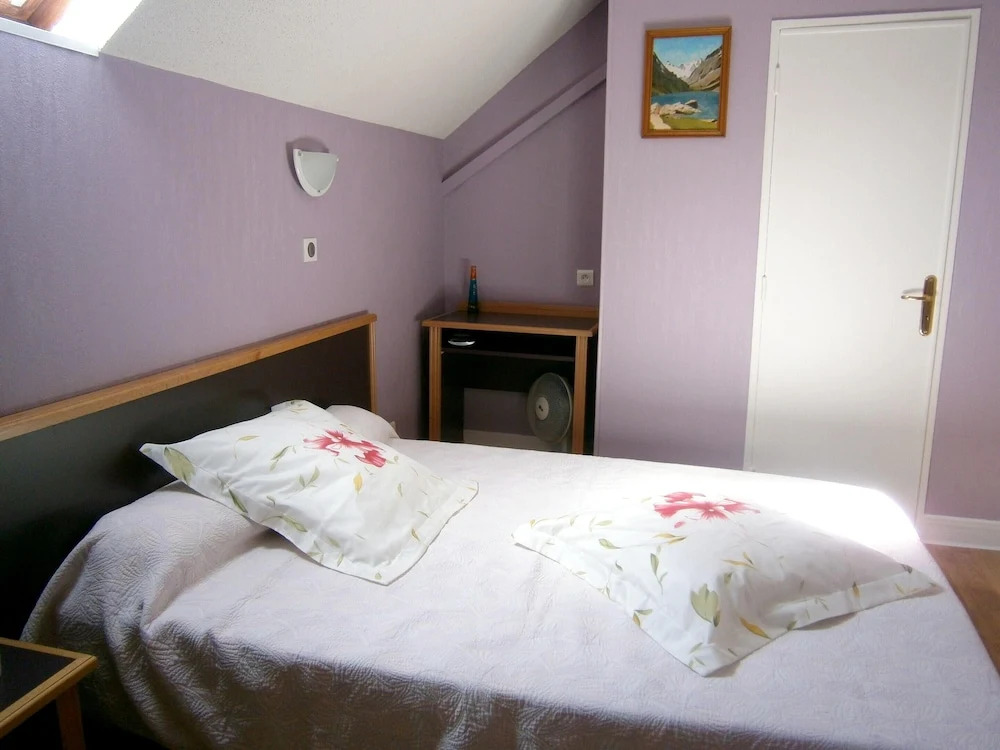 House With 2 Bedrooms in Lourdes, With Wonderful Mountain View, Enclos