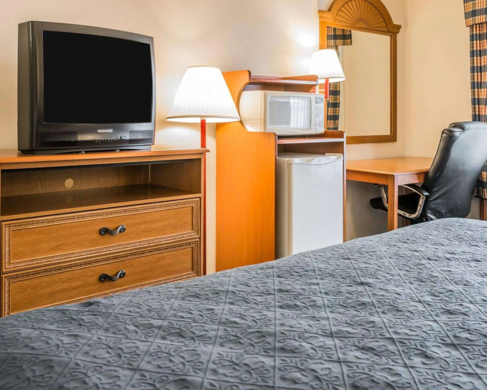Quality Inn Kalamazoo near Wings Stadium