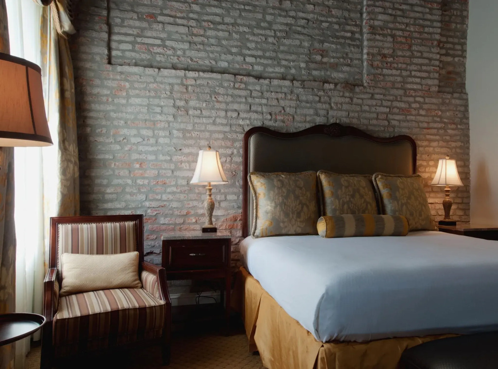 French Market Inn