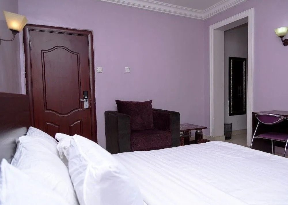 Utopia Hotel