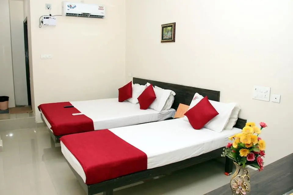 K E K Accommodation Airport Hotel