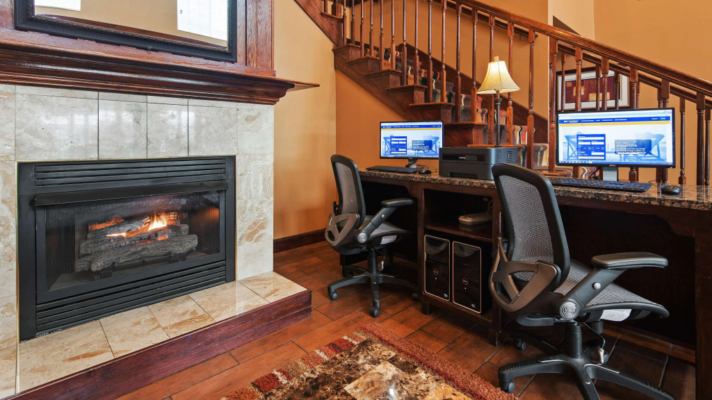 Best Western Fort Wayne Inn & Suites North