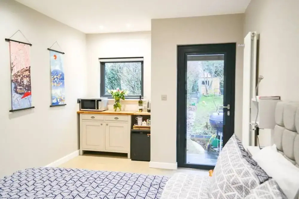Bright Studio Flat in Oxford
