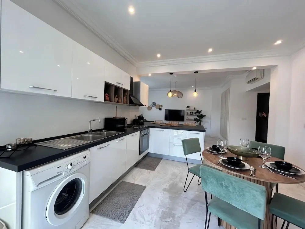 Saint Germain Apartment in La Marsa Cailloux
