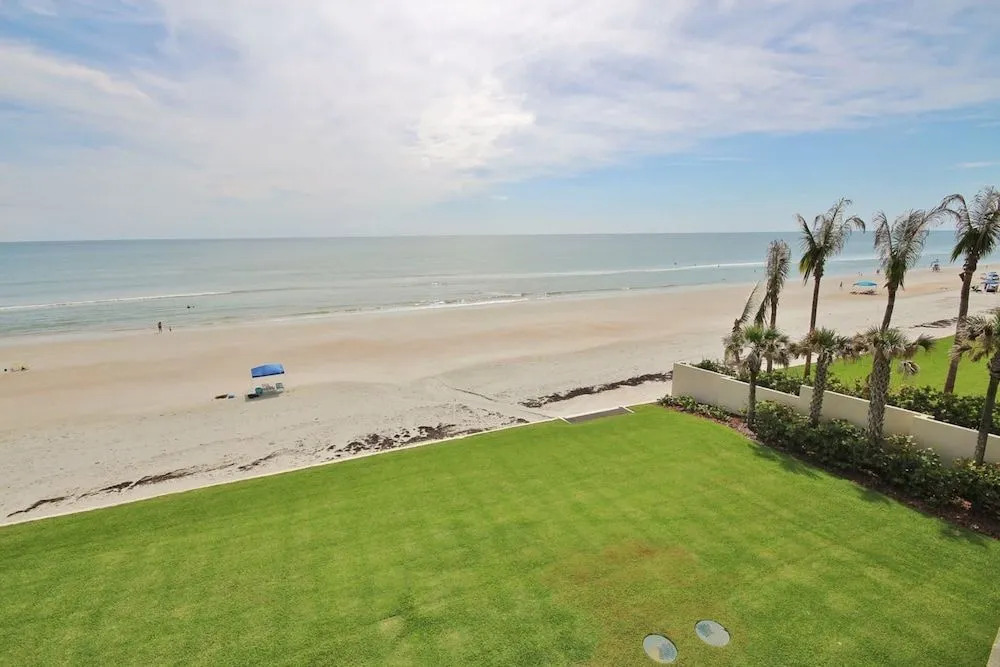 Errol by the Sea 401 Apartment 2
