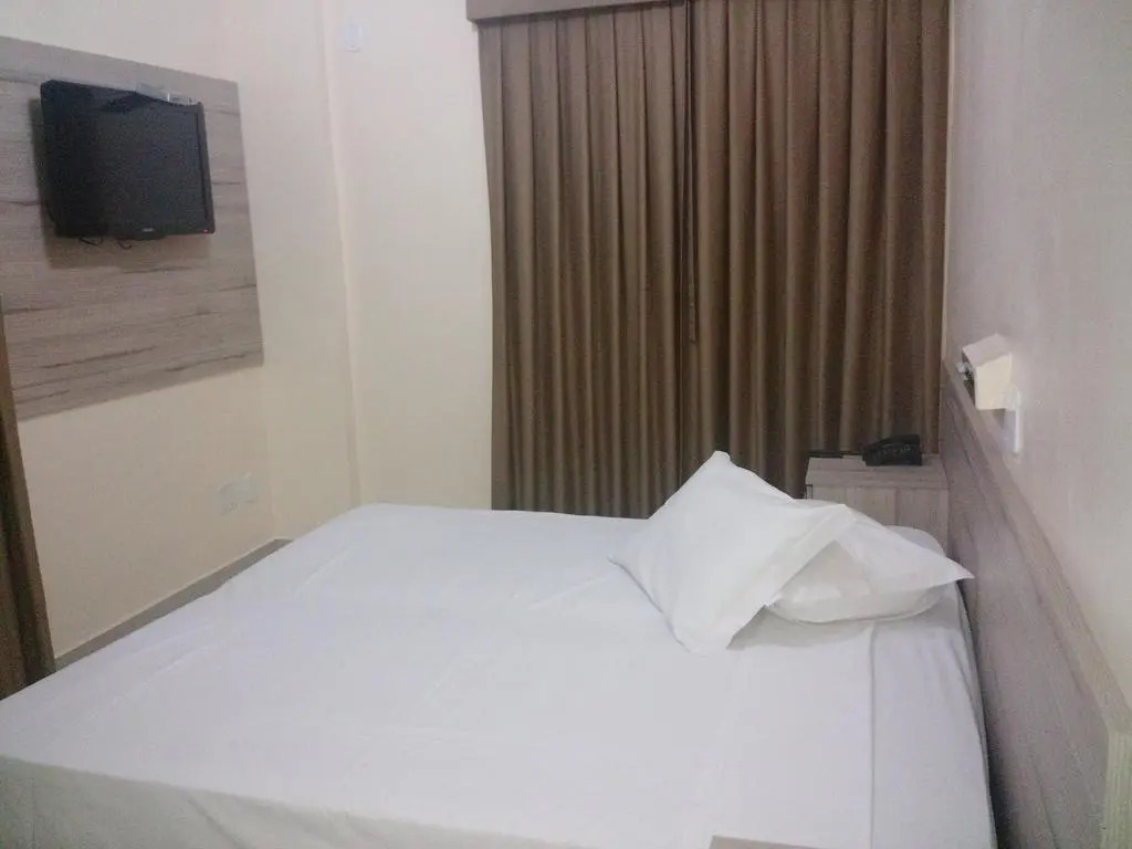 Plaza Suite Hotel
