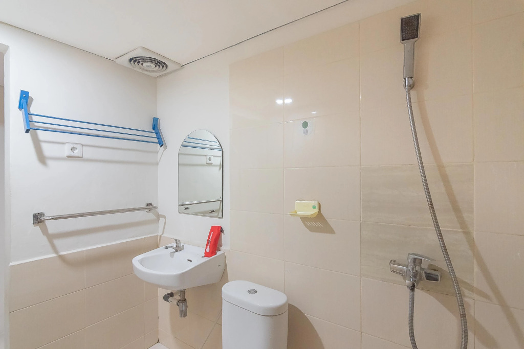 RedDoorz Plus near Sepinggan Airport 3 Balikpapan
