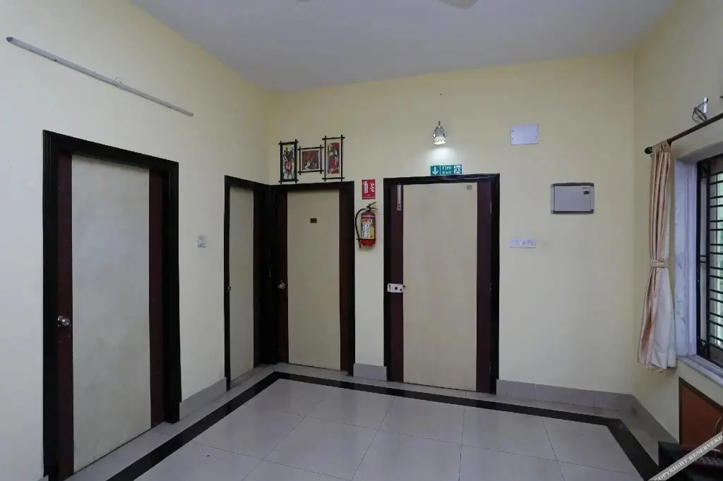 Tulip Guest House by FabHotel
