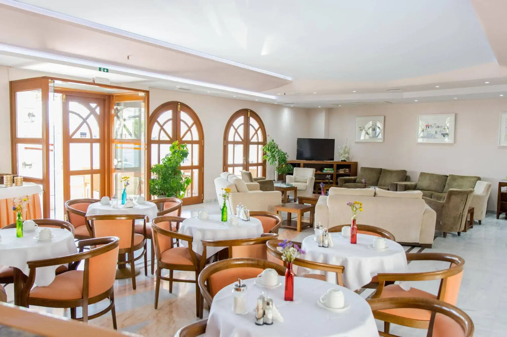 Anita Beach Hotel- Adults Only