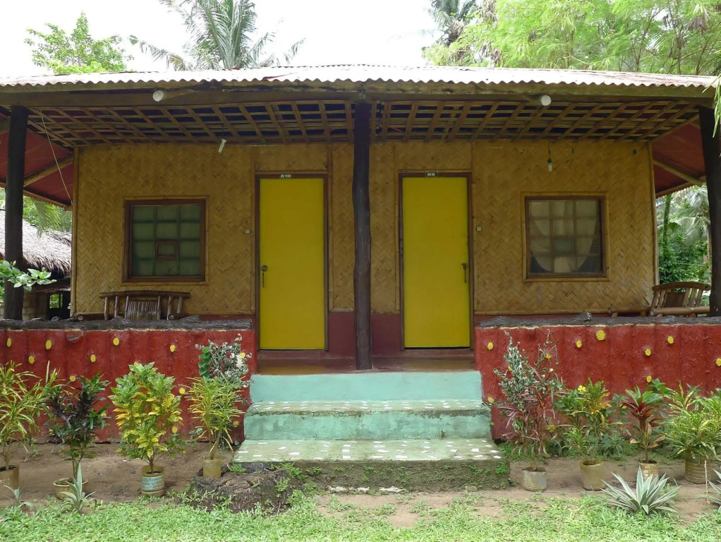 Hill Myna Beach Cottages