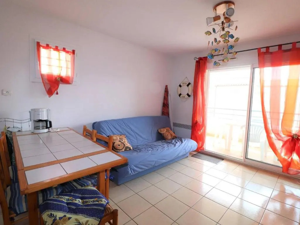 Appartement Le Grau-du-Roi, 3 pièces, 5 personnes - FR-1-307-67