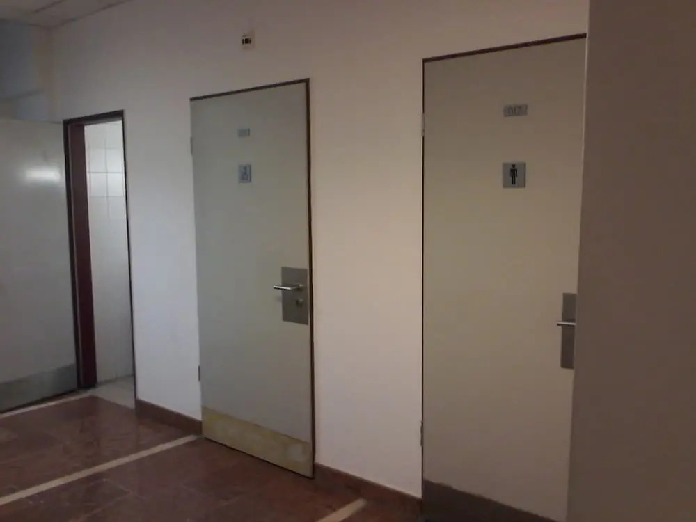 1st Apartments and Hostel