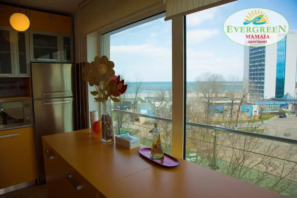 Evergreen Vlas Mamaia